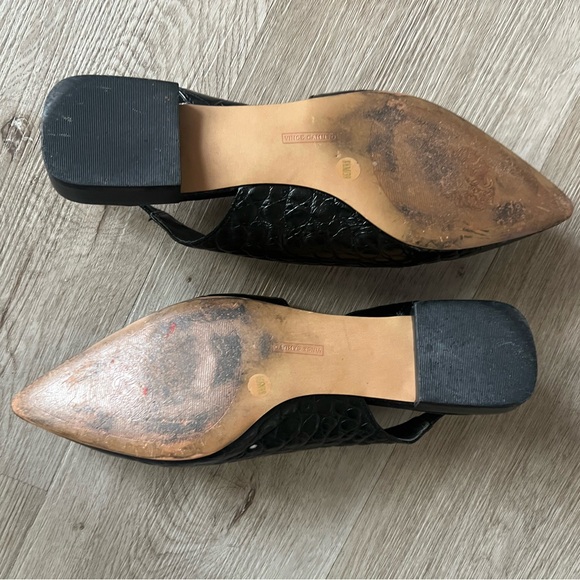 Vince Camuto Black Croc-Embossed Flats - Picture 5 of 6